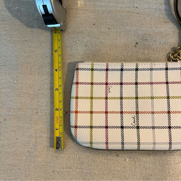 COACH Peyton Tattersall Multicolor Wristlet Style F48588 - Picture 6 of 8